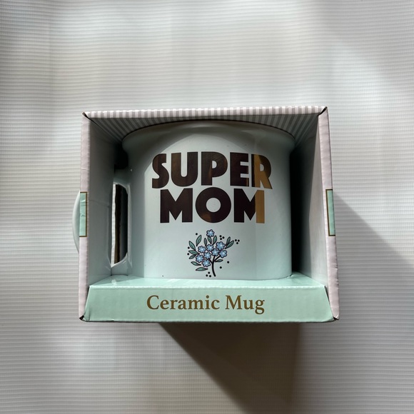 New boxed mug from Cookie & Co. “Super Mom” - Picture 2 of 6